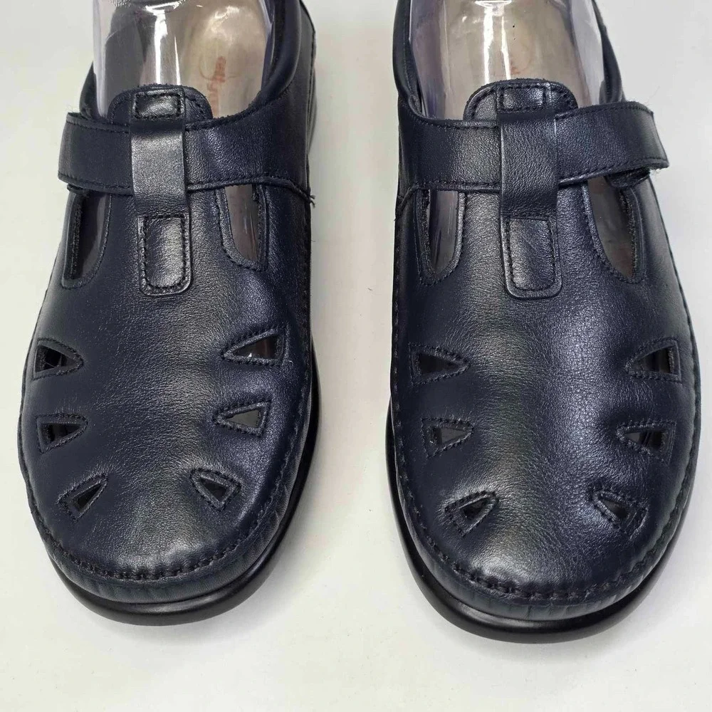 SAS Roamer Tripad Sandals Women's 8.5 WW Extra Wide Navy Leather T-Strap Shoes